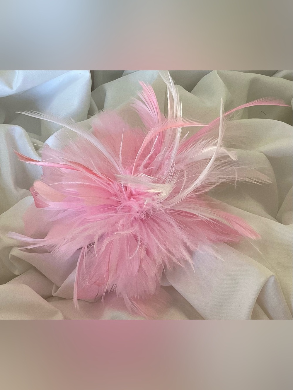 Light Pink Feather Fascinator Hair clip & brooch pin.